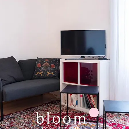 Centre 3 A 2 Pas De La Gare *